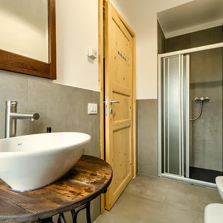 La Corte - Bilocale 4 * Novara